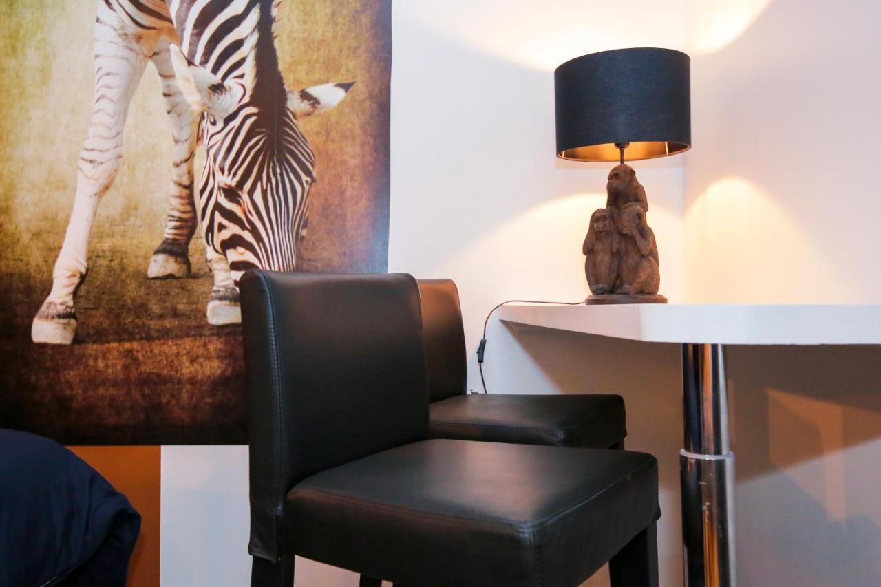 Le Zebre, T1 Hypercentre Chic Et Cosy, Wifi Par Sovalfi Apartman Saint-Etienne  Kültér fotó